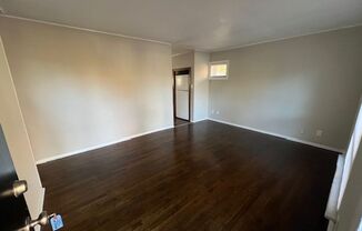 3 beds, 1 bath, $1,300