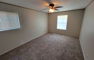 6747 E 51st pl