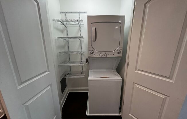 2 beds, 2 baths, $4,500