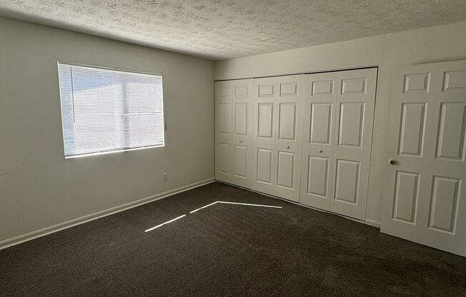 1 bed, 1 bath, 715 sqft, $1,000, Unit 6881-302