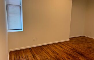 Studio, 1 bath, 450 sqft, $1,450, Unit 305
