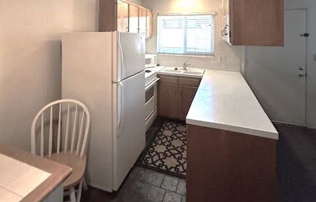 1 bed, 1 bath, $1,000