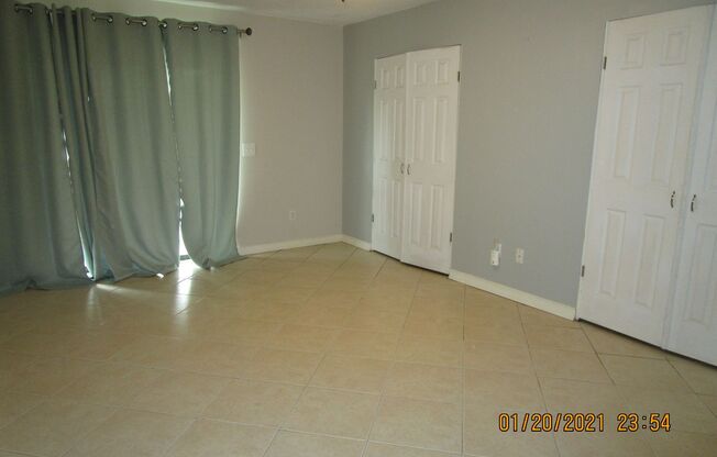 2 beds, 1.5 baths, $1,525