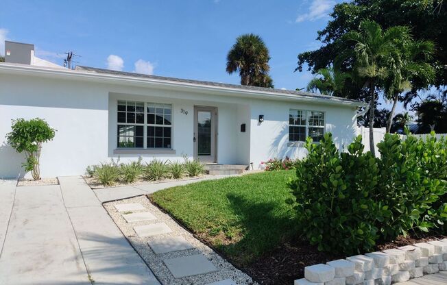 3Bed/ 2Bath Home In Historic West Palm Beach  *Coming Soon*