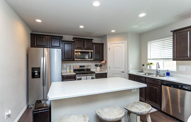 Bright & Beautiful 4BD Home in Lorson Ranch – Walk to School!