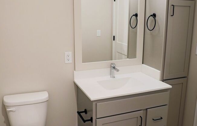 1 bed, 1 bath, 575 sqft, $1,350, Unit 315