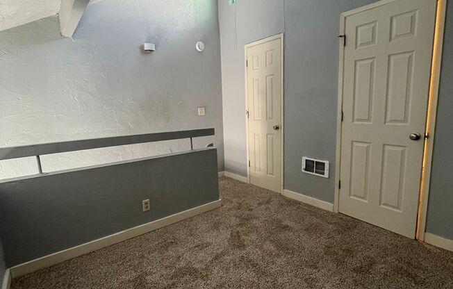 1 bed, 1 bath, $1,200, Unit 30