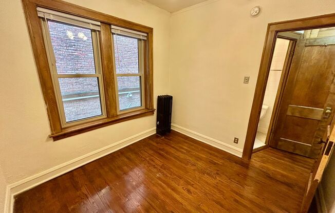 1 bed, 1 bath, 425 sqft, $1,865, Unit 233-120