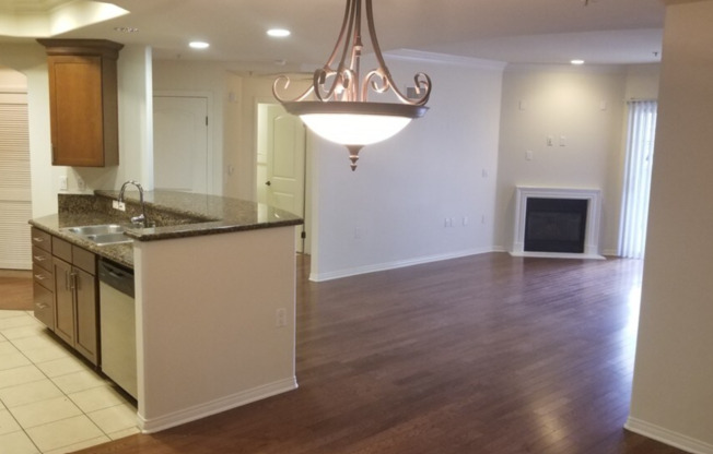 2 beds, 2 baths, 1,292 sqft, $3,195, Unit 206