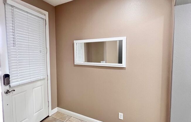 Gorgeous 1 story single home, 3 beds, 2 baths, granite kitchen with stainless steel appliances with pool and spa.