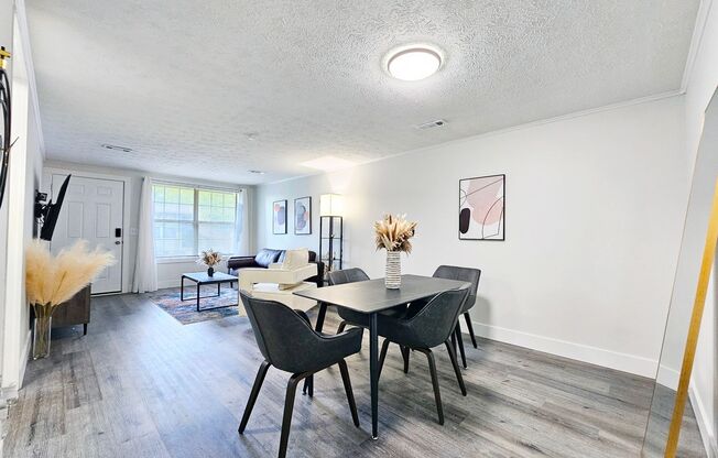 2 beds, 1 bath, 864 sqft, $1,175, Unit 2139 Pine Grove Ln-R+