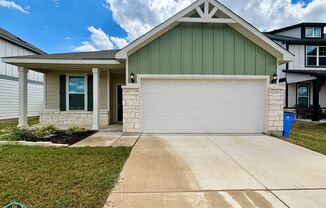 Gorgeous 3 bed/2 bath home, located just minutes from downtown Seguin!