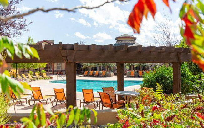 Pool Side Relaxing Area at Echo Ridge Apartments, Castle Rock, CO, 80108