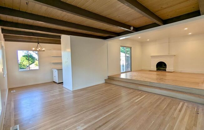 CHARMING THREE BEDROOM ONE AND HALF BATH HOME NEAR OLD TOWN CORTE MADERA