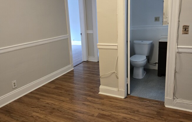 1 bed, 1 bath, $2,800, Unit 8