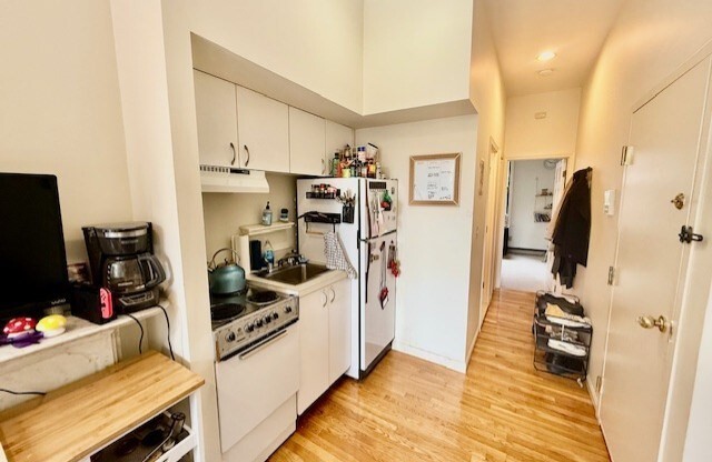 147 APPLETON ST