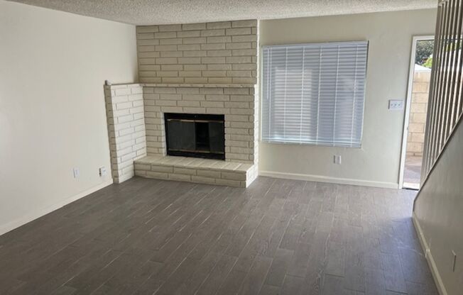 2 beds, 1.5 baths, $1,200, Unit C