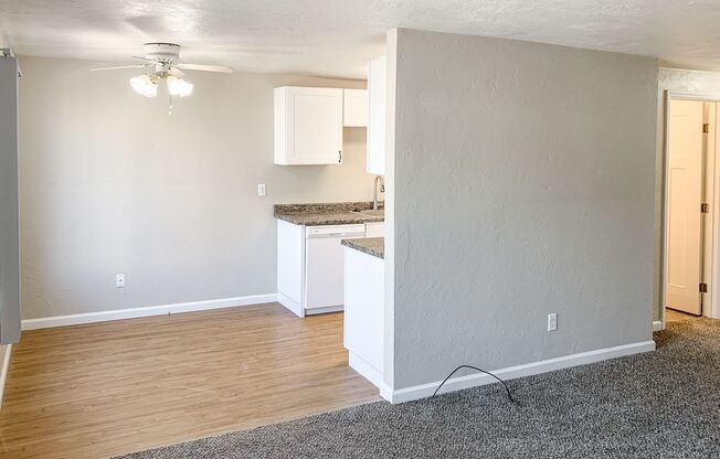 2 beds, 1 bath, 756 sqft, $1,125, Unit 65