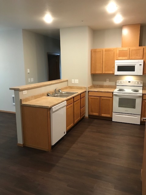 Salnave Glen Apartments