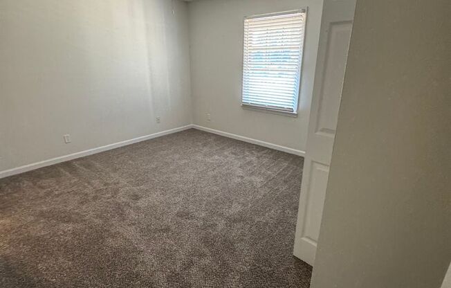 2 beds, 2 baths, 900 sqft, $1,038, Unit 203B