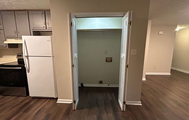 1 bed, 1 bath, $1,045