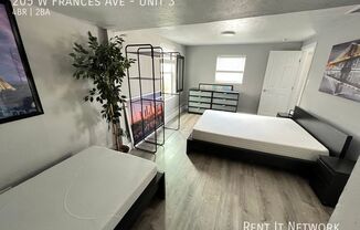 205 W FRANCES AVE