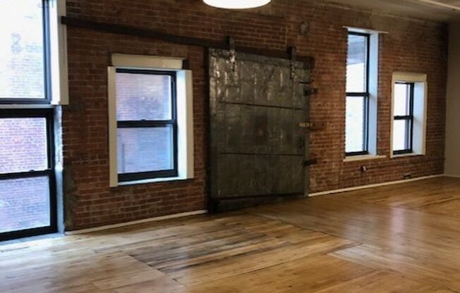 1 bed, 1 bath, 1,093 sqft, $1,575, Unit 308