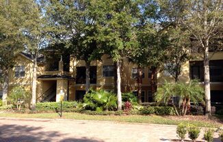 2572 ROBERT TRENT JONES DR