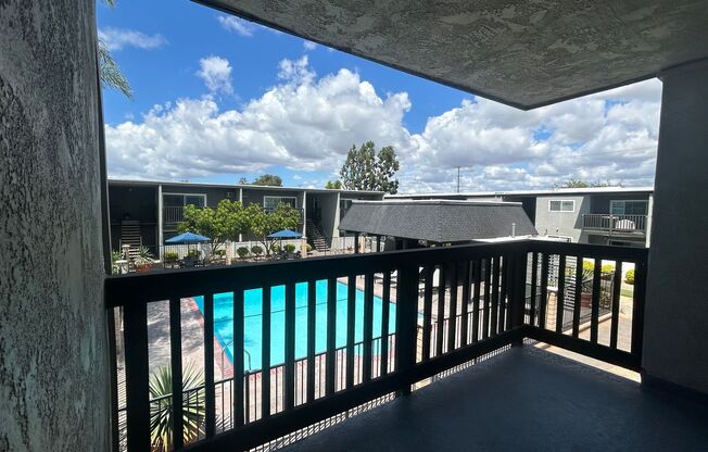 2 beds, 2 baths, 880 sqft, $2,805, Unit D-10