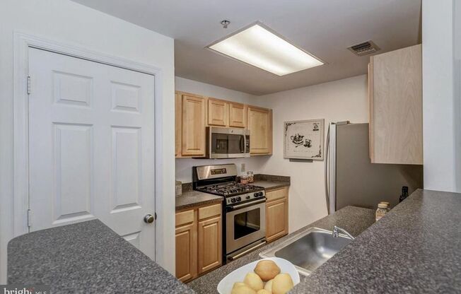 2001 12th Street NW Unit 209