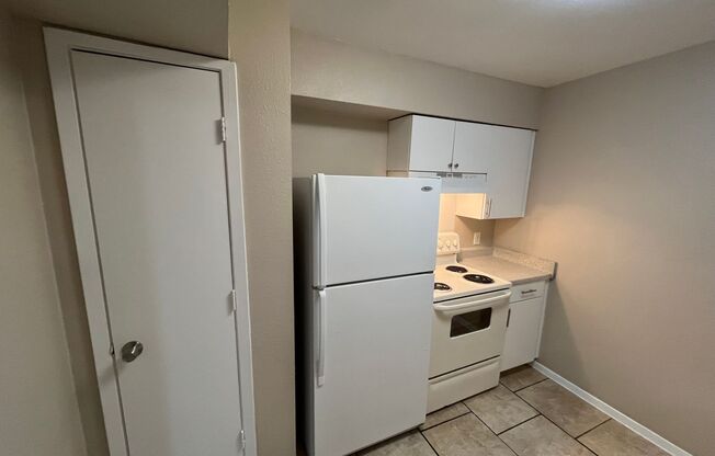 2 beds, 1.5 baths, 1,018 sqft, $1,525, Unit 1055