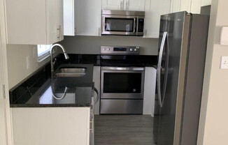 Lovely 3bd/2ba MOVE-IN READY!!!! Recently Renovated!!!!  Athens, GA Home!