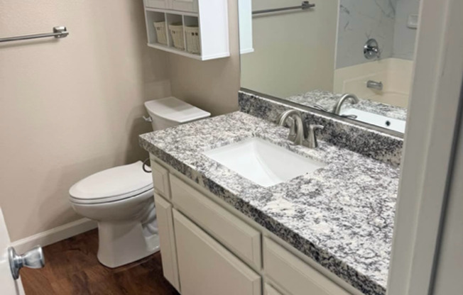 2 beds, 2 baths, 1,100 sqft, $2,895, Unit 7