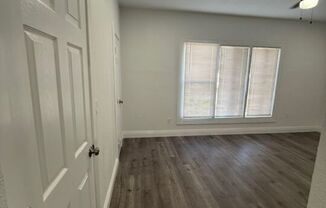 1 bed, 1 bath, $1,795, Unit A