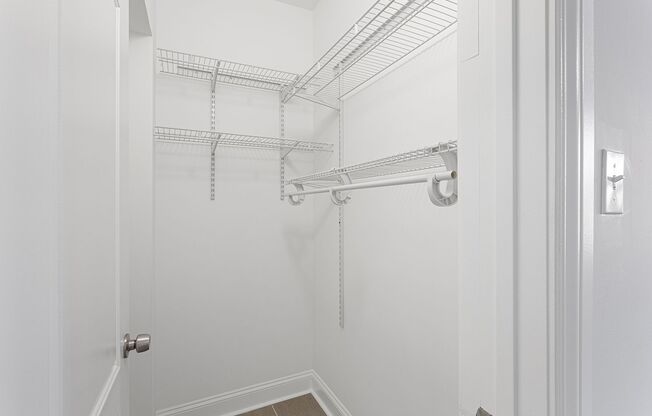 Studio, 1 bath, 375 sqft, $1,470, Unit 507