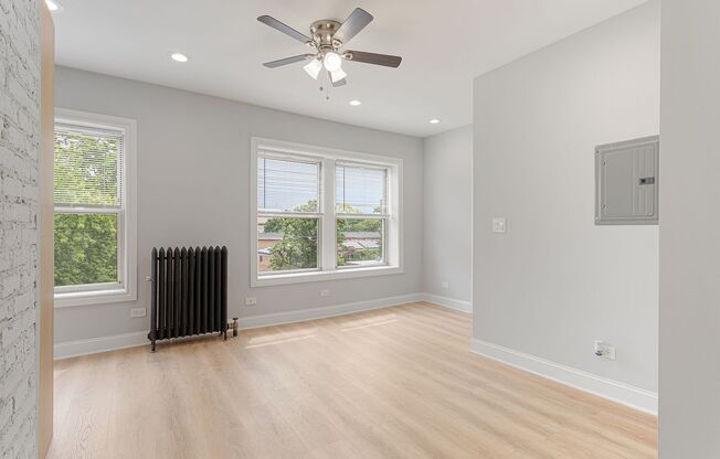 1 bed, 1 bath, 372 sqft, $1,695, Unit 1631-2E