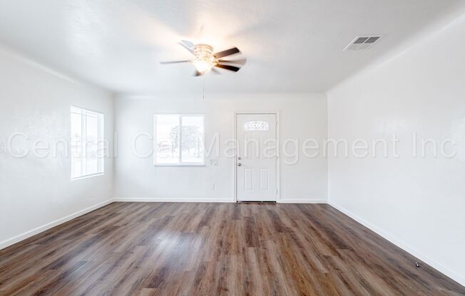 2 beds, 1 bath, $1,550