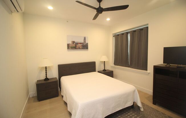 1 bed, 1 bath, $1,645, Unit Unit 2