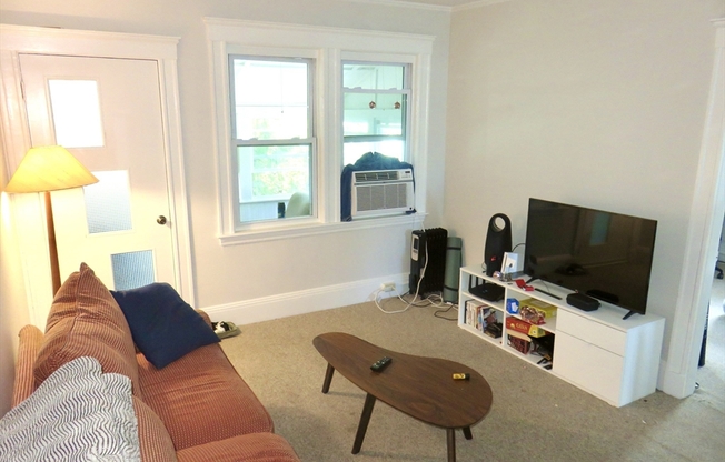 43 RICH ST