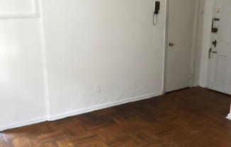 2125 Locust St, Philadelphia PA 2nd fl.