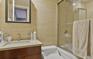 21 12 33 ST