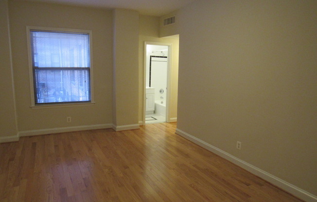 Studio, 1 bath, 460 sqft, $2,050, Unit W104