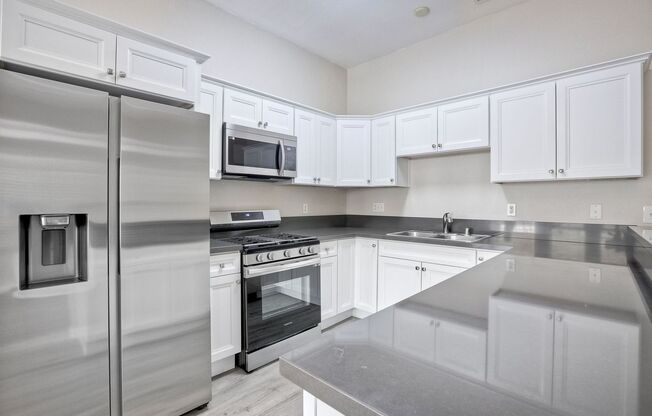 1 bed, 1 bath, 727 sqft, $2,695, Unit 313