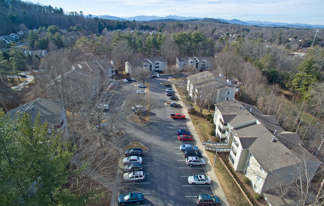 woods edge apartments parking lot