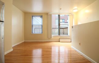 1 bed, 1 bath, $1,495, Unit #B