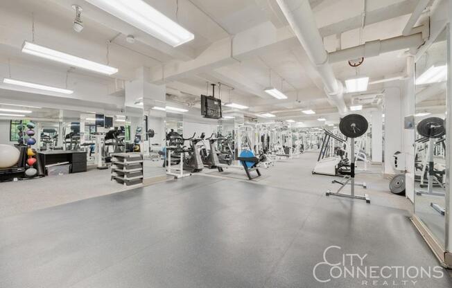 Studio, 1 bath, $2,700, Unit 2517