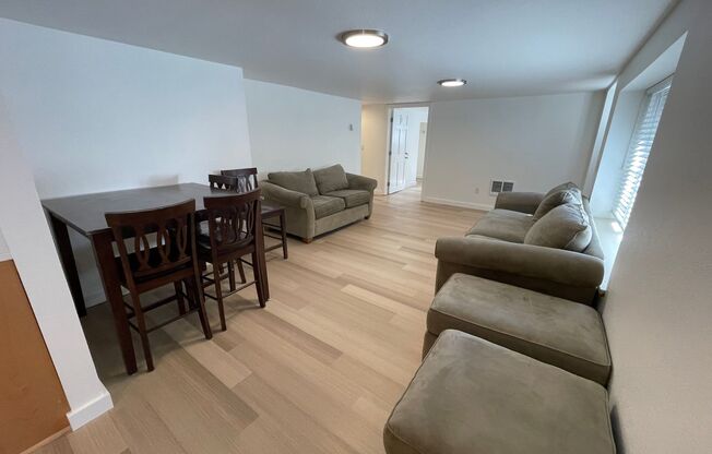 Large Private Bedroom / Furnished! Beautifully Renovated Shared Irvington Apartment Home!