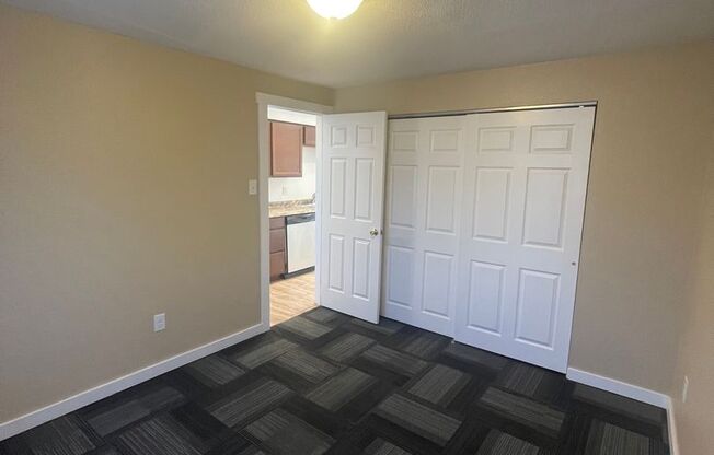 1 bed, 1 bath, 900 sqft, $850