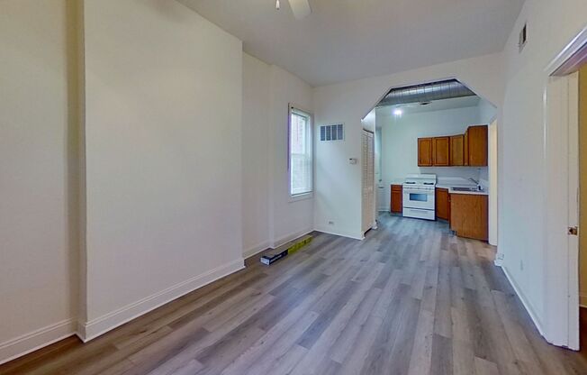 Top Floor North Center One Bed plus Den