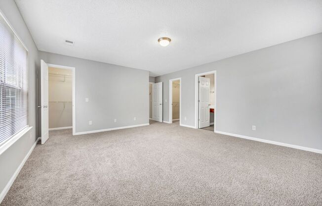 2 beds, 2 baths, 1,350 sqft, $1,380, Unit 418-418E
